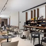 B21 Lifestyle Hotel 4*