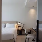 B21 Lifestyle Hotel 4*