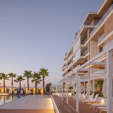 B21 Lifestyle 4*
