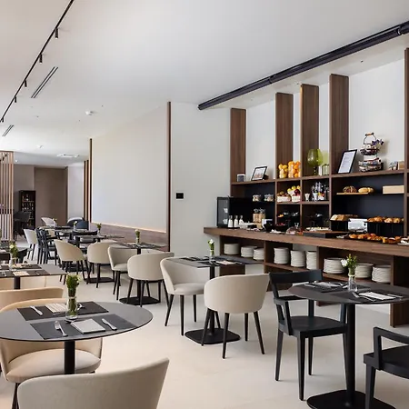 B21 Lifestyle Hotel 4*