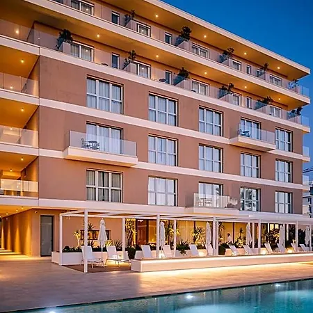 B21 Lifestyle 4*