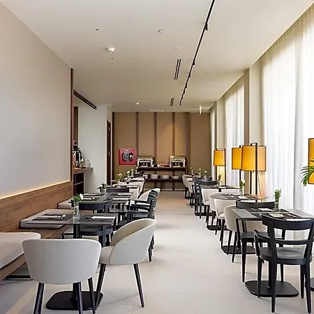 B21 Lifestyle Hotel