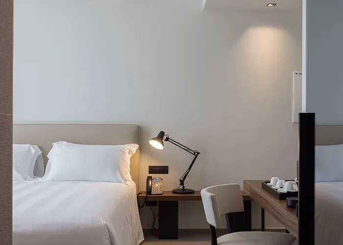 B21 Lifestyle Hotel 4*